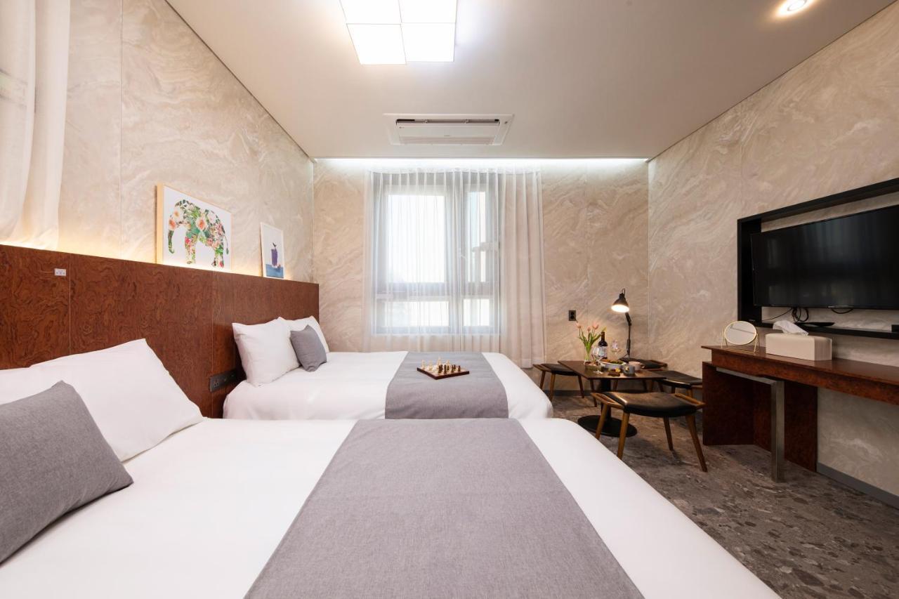 Dm Hotel Seul